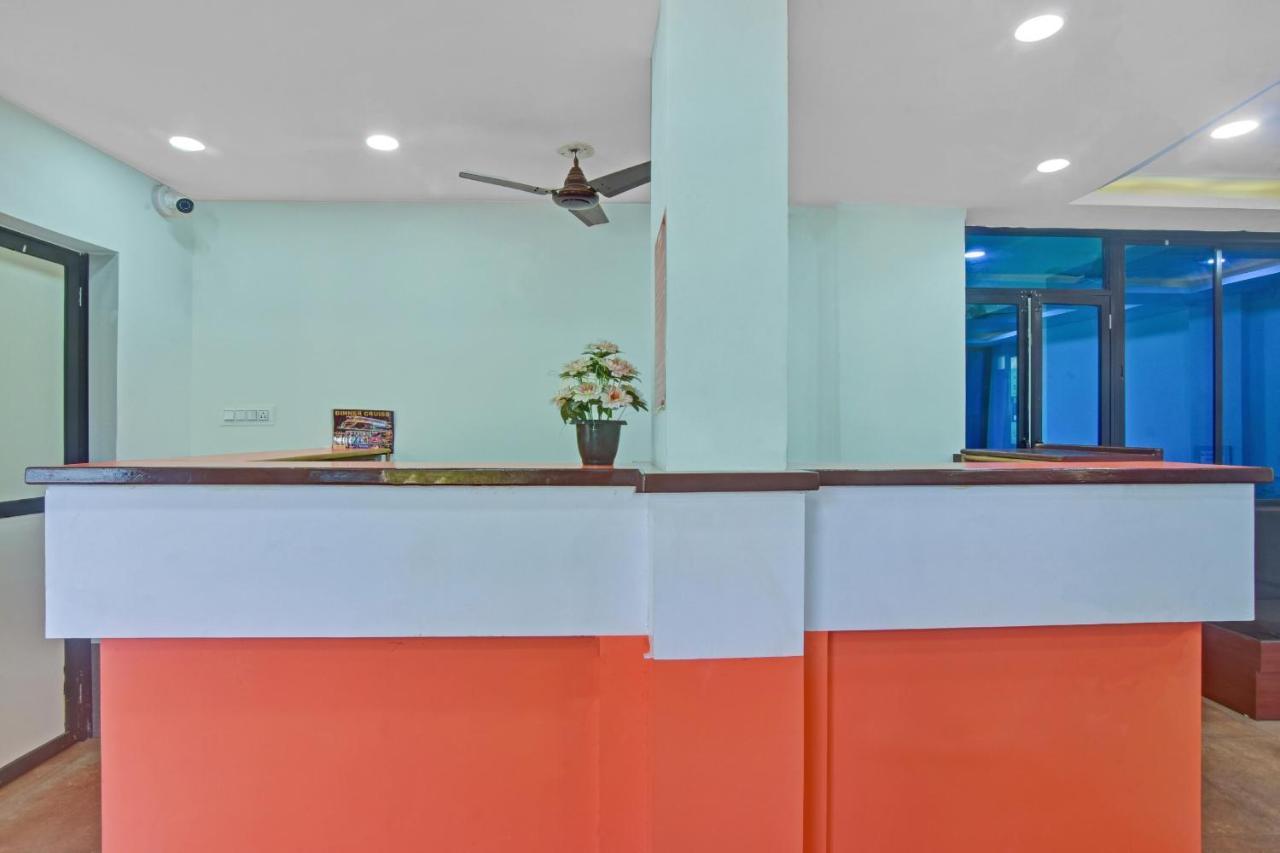 Capital O 85357 Hotel Sai Datta 칼랑굿 외부 사진